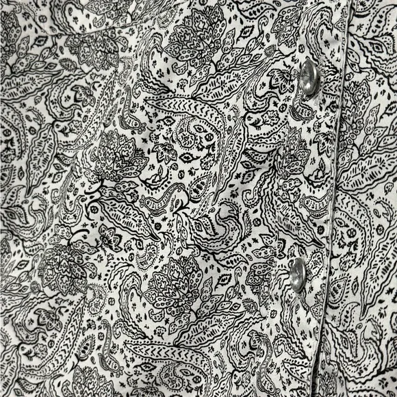 Emily Daniels, black and white Paisley Women's Top - Picture 2 of 5